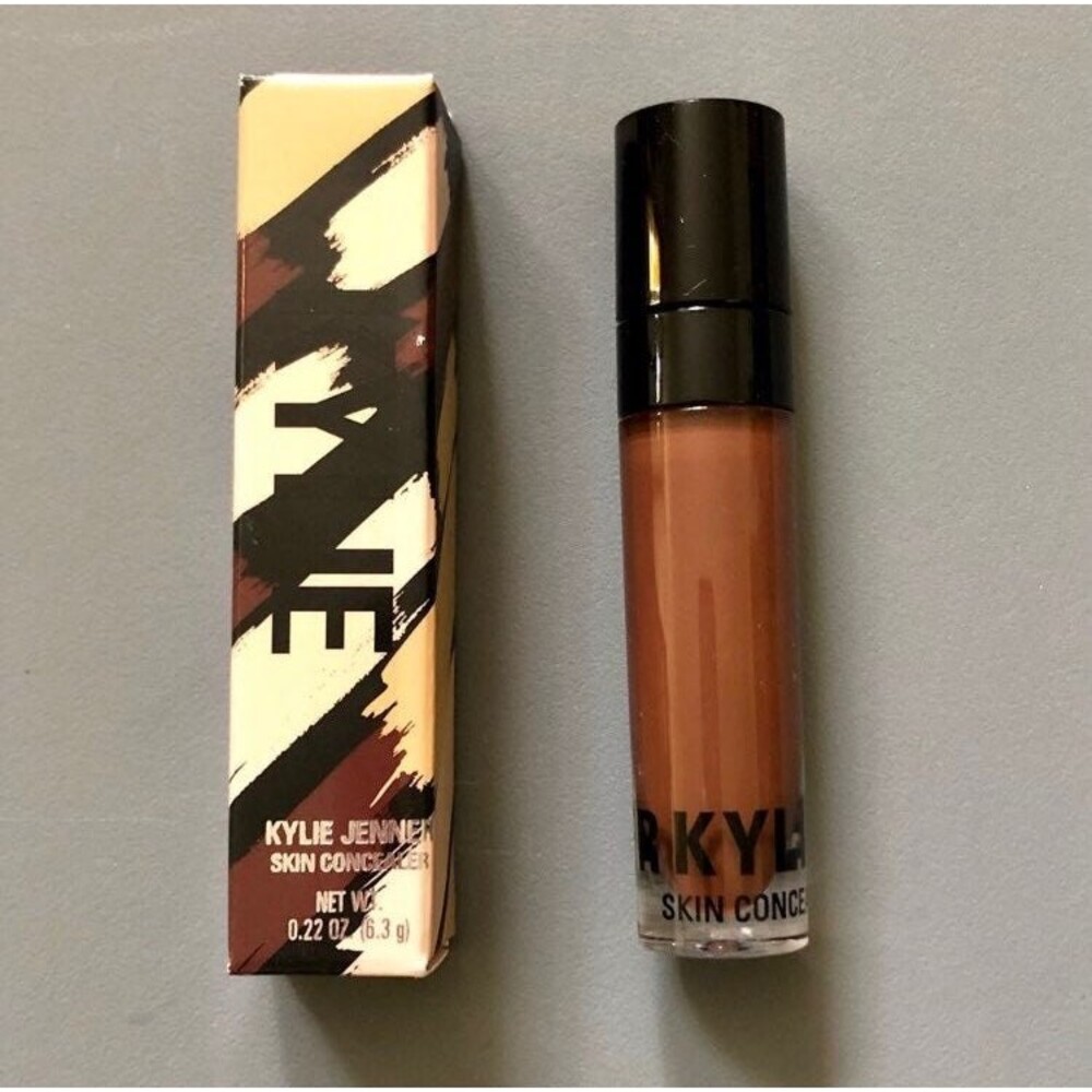 Kylie Jenner Cosmetics Skin Concealer Mocha NWT